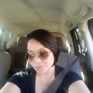 Meet your Posher, Nerili